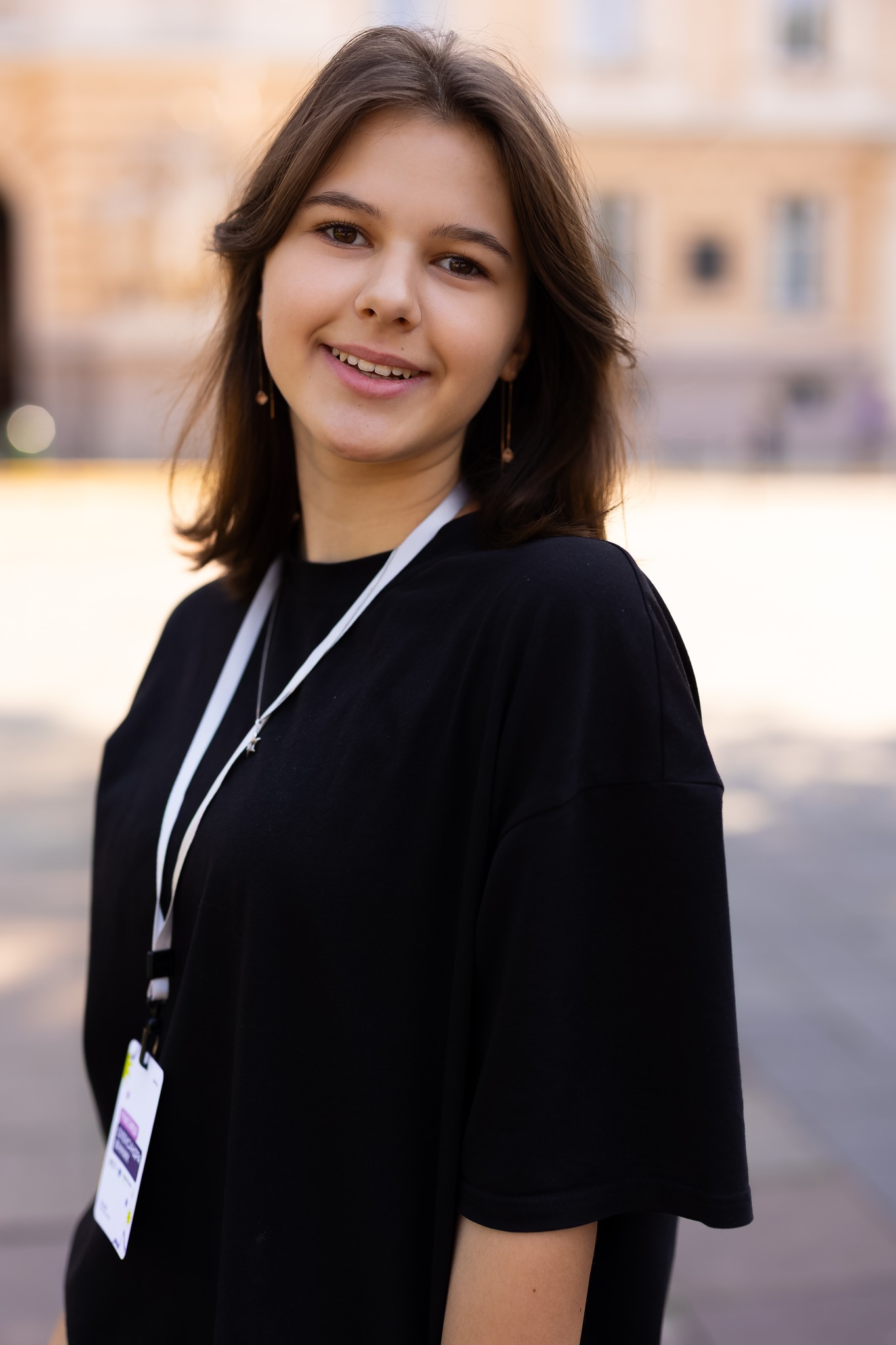 “Я зрозуміла, що ще більше хочу рухатися і розвиватися у напрямку лідерства й волонтерства,” - Олександра Вінник